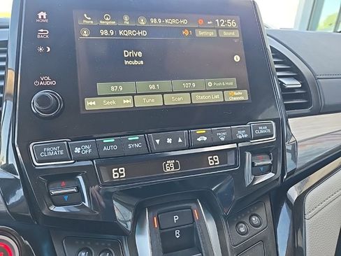 Used 2024 Honda Odyssey Elite image 58