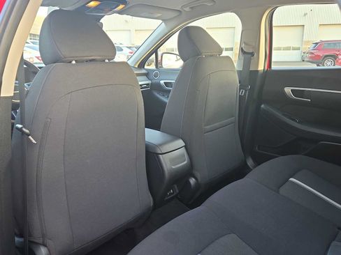 Used 2025 Hyundai Sonata SEL FWD image 16