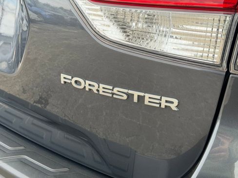 Used 2023 Subaru Forester Premium image 28