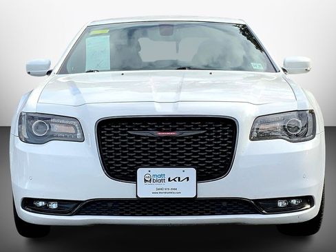 Used 2022 Chrysler 300 S image 5