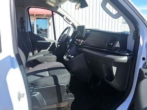 Used 2023 Ford Transit 350 XLT image 17