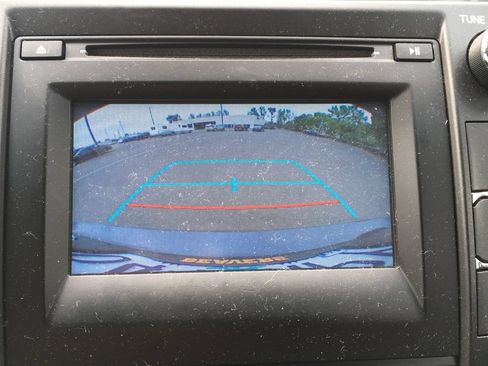 Used 2015 Toyota Camry LE FWD image 10