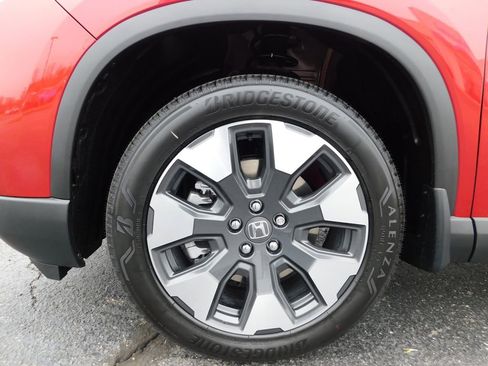 New 2026 Honda Pilot Touring image 10