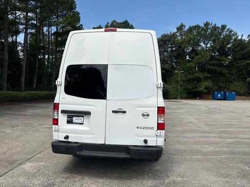 Used 2018 Nissan NV 2500 SV w/ Navigation Package RWD image 6