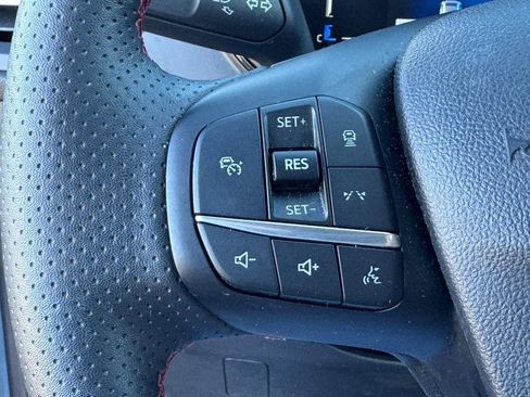 Used 2025 Ford Escape ST-Line w/ Tech Pack #1 image 18