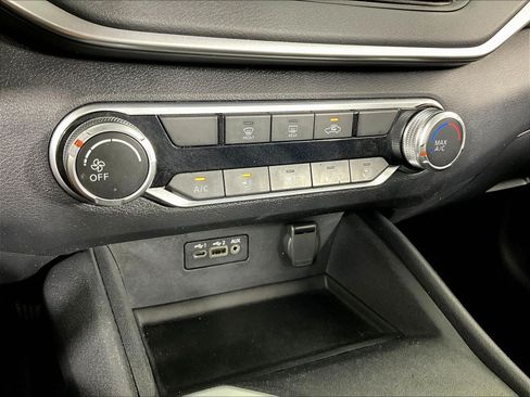 Certified 2022 Nissan Altima 2.5 SV AWD/4WD image 15