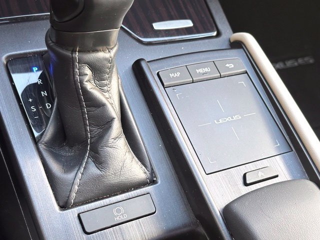 Used 2021 Lexus ES 350 Ultra Luxury w/ Accessory Package FWD image 22