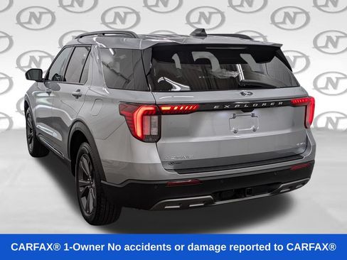 Used 2025 Ford Explorer Active w/ Active Comfort Package AWD/4WD image 32