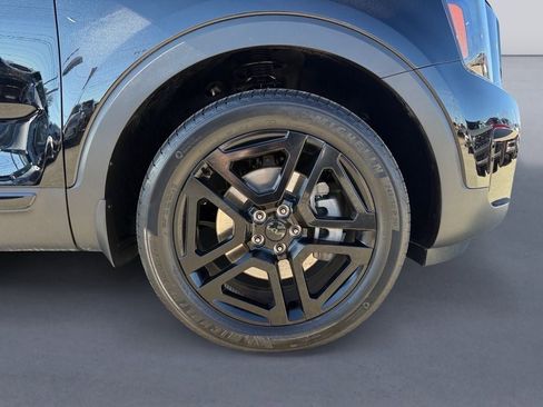 Used 2025 Kia Telluride SX Prestige X-Line image 9