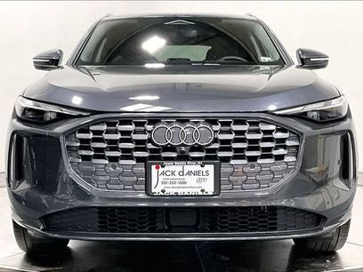 Used 2025 Audi Q5 Premium w/ Convenience Package