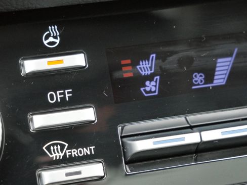 Used 2023 Hyundai Sonata Limited image 30