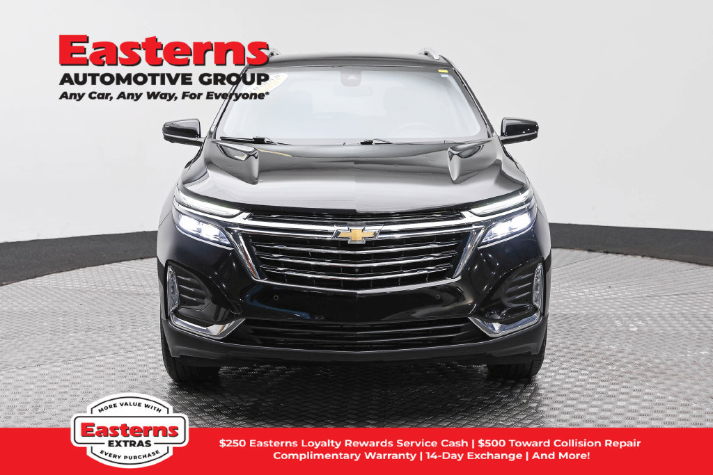 Used 2023 Chevrolet Equinox Premier AWD/4WD image 3