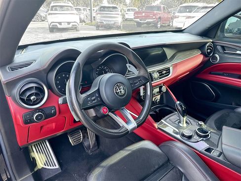 Used 2018 Alfa Romeo Stelvio Quadrifoglio w/ Driver Assist Dynamic Package image 8