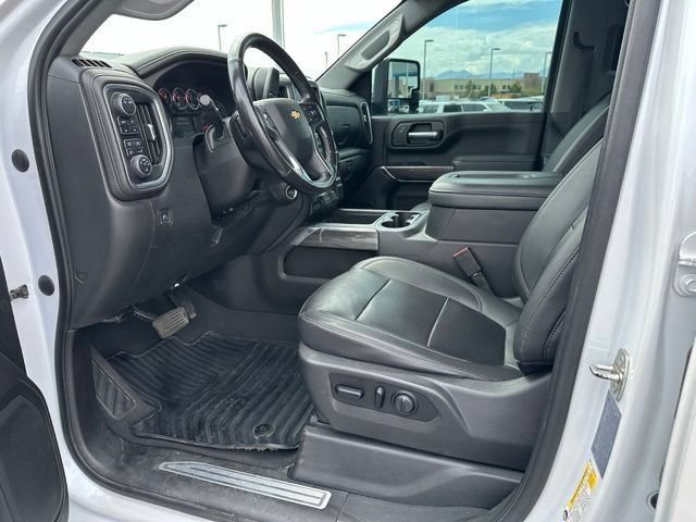 Used 2022 Chevrolet Silverado 3500 LTZ w/ LTZ Plus Package AWD/4WD image 14