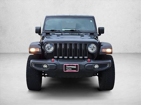 Used 2018 Jeep Wrangler Unlimited Rubicon AWD/4WD image 2