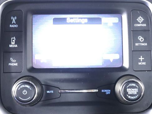 Used 2023 RAM 1500 Classic SLT AWD/4WD image 23