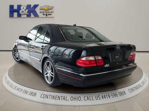 Used 2000 Mercedes-Benz E 320 Sedan image 4