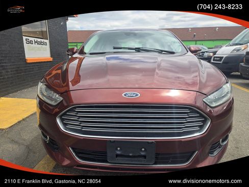 Used 2015 Ford Fusion Titanium FWD image 3
