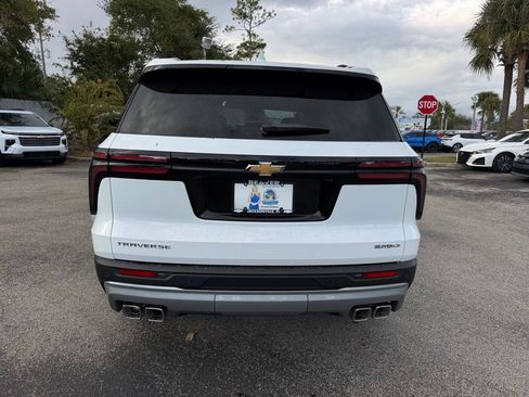 New 2026 Chevrolet Traverse LT image 7