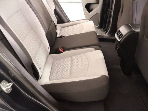 Used 2022 Chevrolet Equinox LT FWD image 13