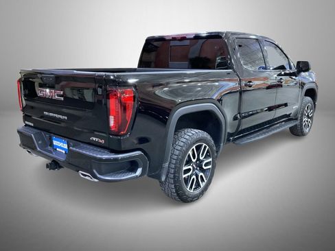 Certified 2025 GMC Sierra 1500 AT4 w/ AT4 Premium Package image 5