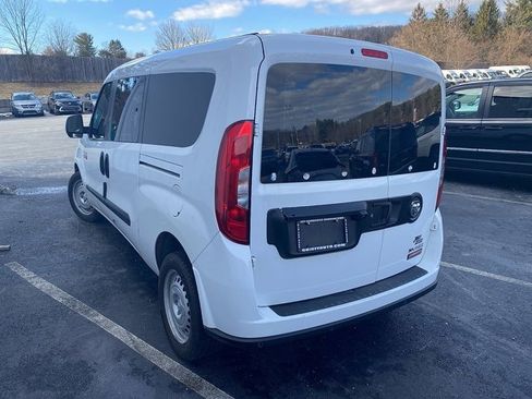 Used 2022 RAM ProMaster City Wagon image 9