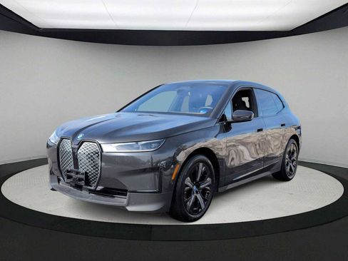 Certified 2023 BMW iX xDrive50 w/ Premium Package image 4