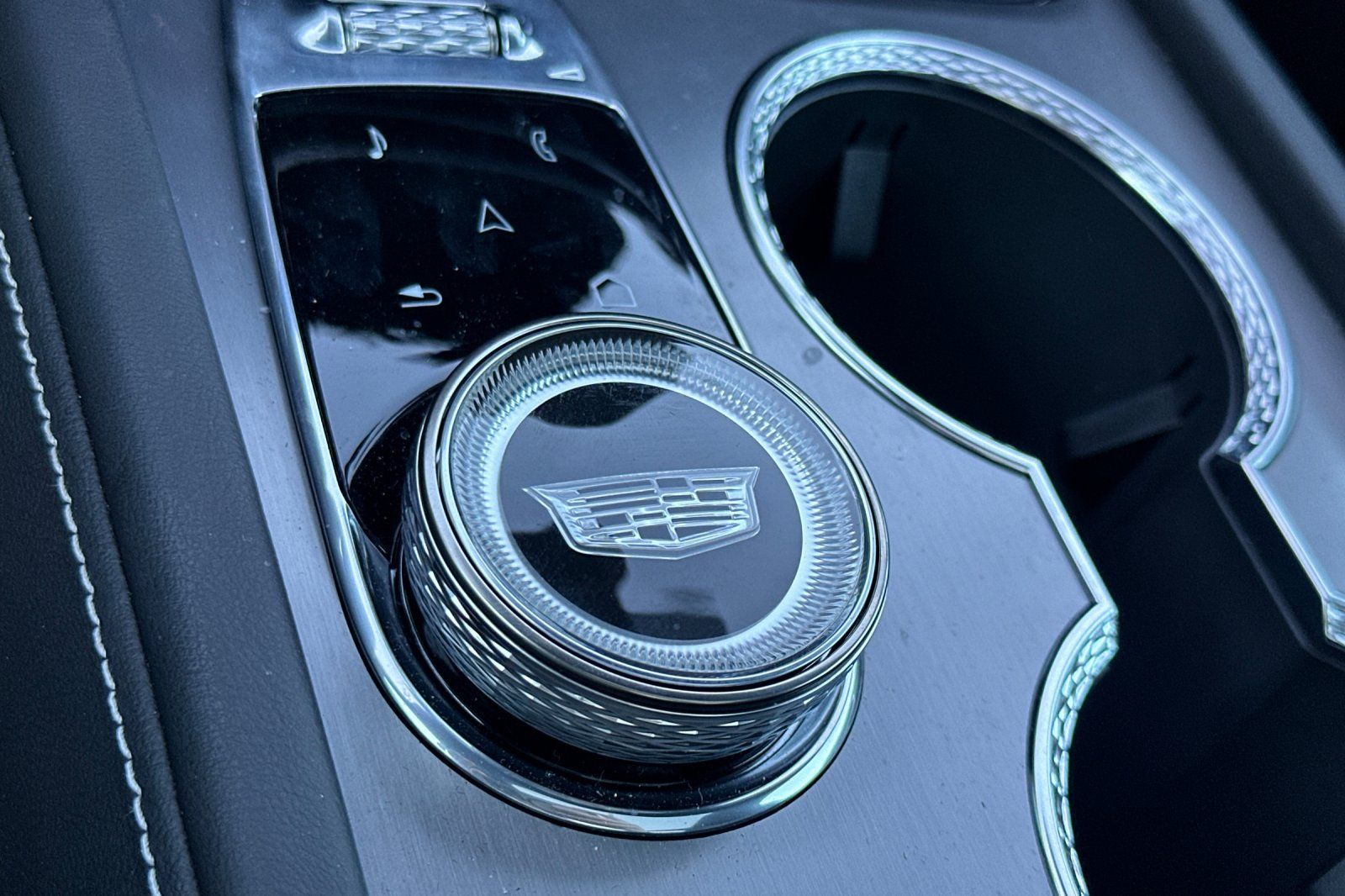 Certified 2026 Cadillac Vistiq Sport AWD/4WD image 30