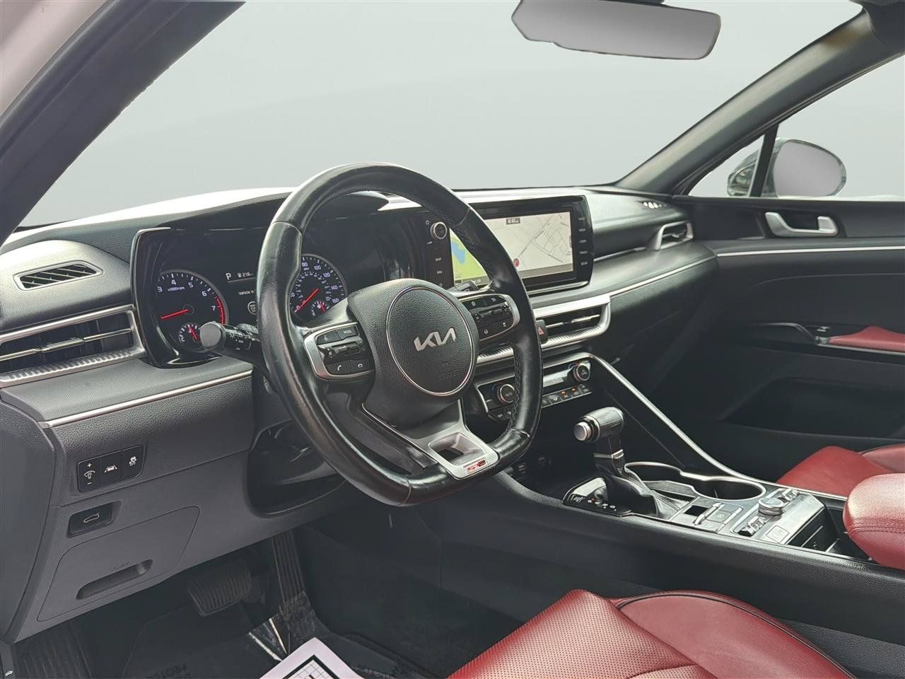 Used 2022 Kia K5 GT-Line w/ GT-Line Awd Premium Package image 10