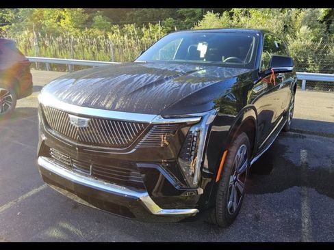 Used 2025 Cadillac Escalade IQ Luxury 1 w/ Smart Trailering package AWD/4WD image 1