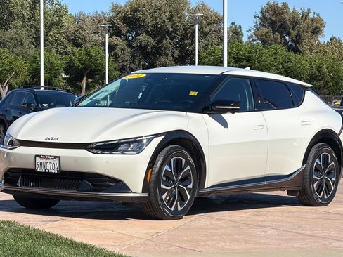 Used 2024 Kia EV6 Wind w/ Wind Technology Package AWD/4WD image 8