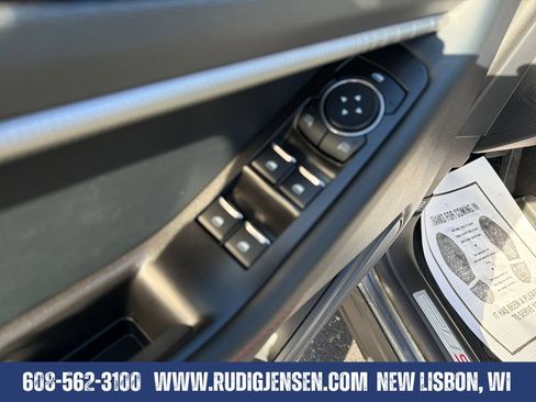 New 2026 Ford Explorer ST-Line w/ ST-Line Street Pack AWD/4WD image 11