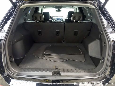 Used 2020 Chevrolet Equinox LT w/ Midnight Edition image 22