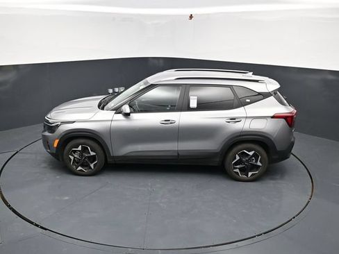 Used 2025 Kia Seltos S FWD image 41