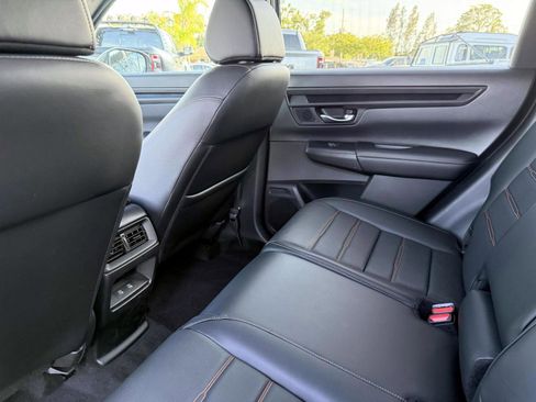 Used 2025 Honda CR-V Sport-L image 16
