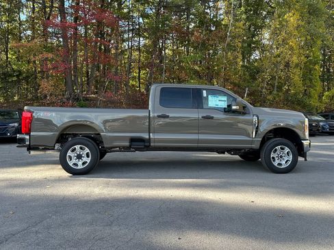 New 2026 Ford F350 XLT image 10