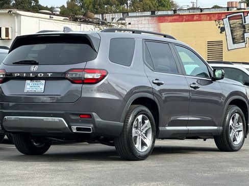 New 2026 Honda Pilot EX-L image 3