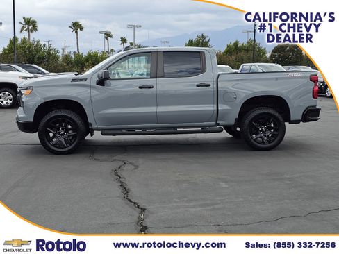 Used 2024 Chevrolet Silverado 1500 Custom Trail Boss w/ Turbomax Blackout Package AWD/4WD image 4