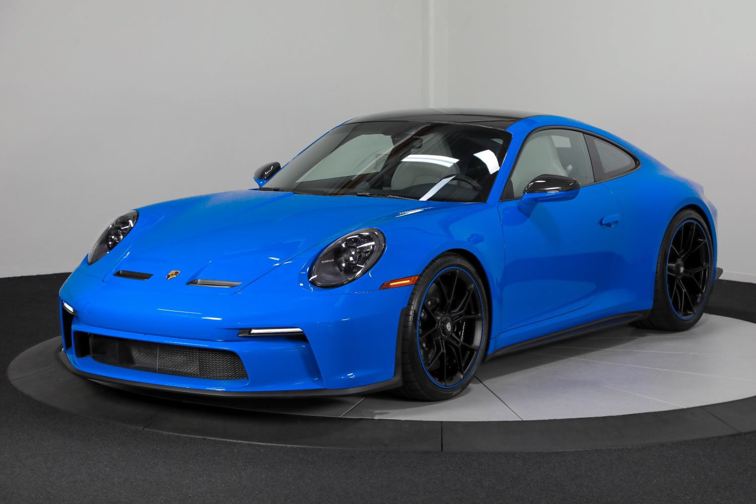 Used 2022 Porsche 911 GT3 RWD image 6