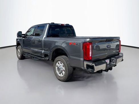 Used 2024 Ford F250 XLT w/ FX4 Off-Road Package AWD/4WD image 5