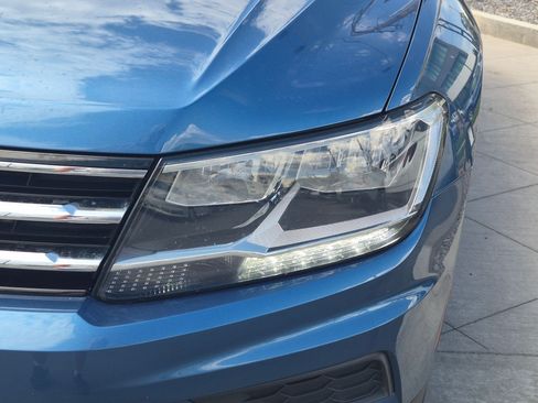 Used 2019 Volkswagen Tiguan SE w/ Panoramic Sunroof Package AWD/4WD image 11