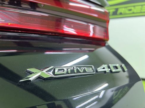 Used 2022 BMW X6 xDrive40i w/ Executive Package image 12