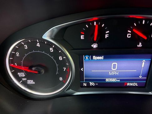Used 2020 Chevrolet Blazer LT FWD image 19