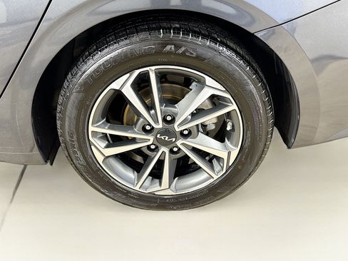 Used 2023 Kia Forte LXS FWD image 31