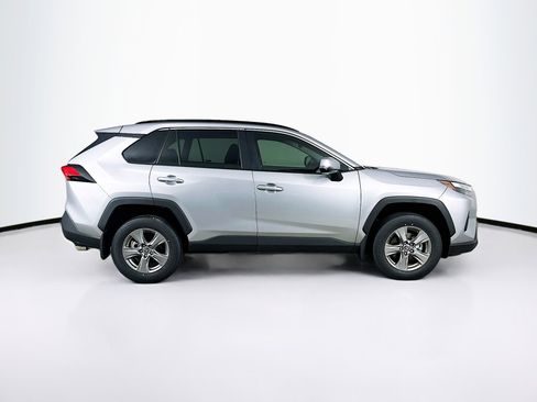 Used 2025 Toyota RAV4 XLE w/ Convenience Package FWD image 10