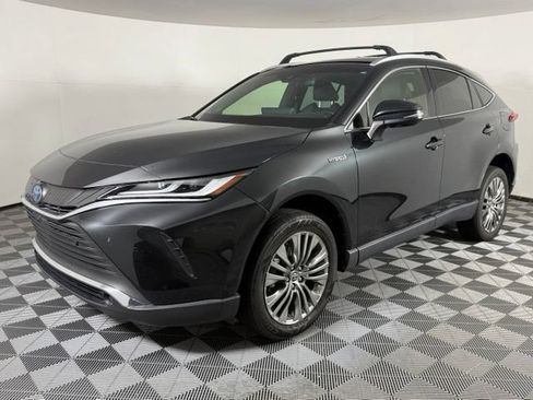 Used 2021 Toyota Venza Limited w/ Advanced Technology Package AWD/4WD image 2