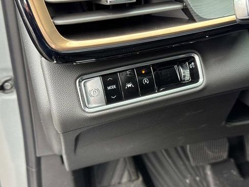 New 2026 Buick Envision Avenir image 25