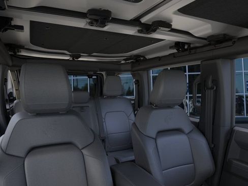 New 2026 Ford Bronco Outer Banks w/ Sasquatch Package AWD/4WD image 12