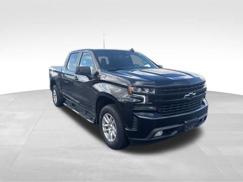 Used 2021 Chevrolet Silverado 1500 RST w/ Z71 Off-Road Package image 8