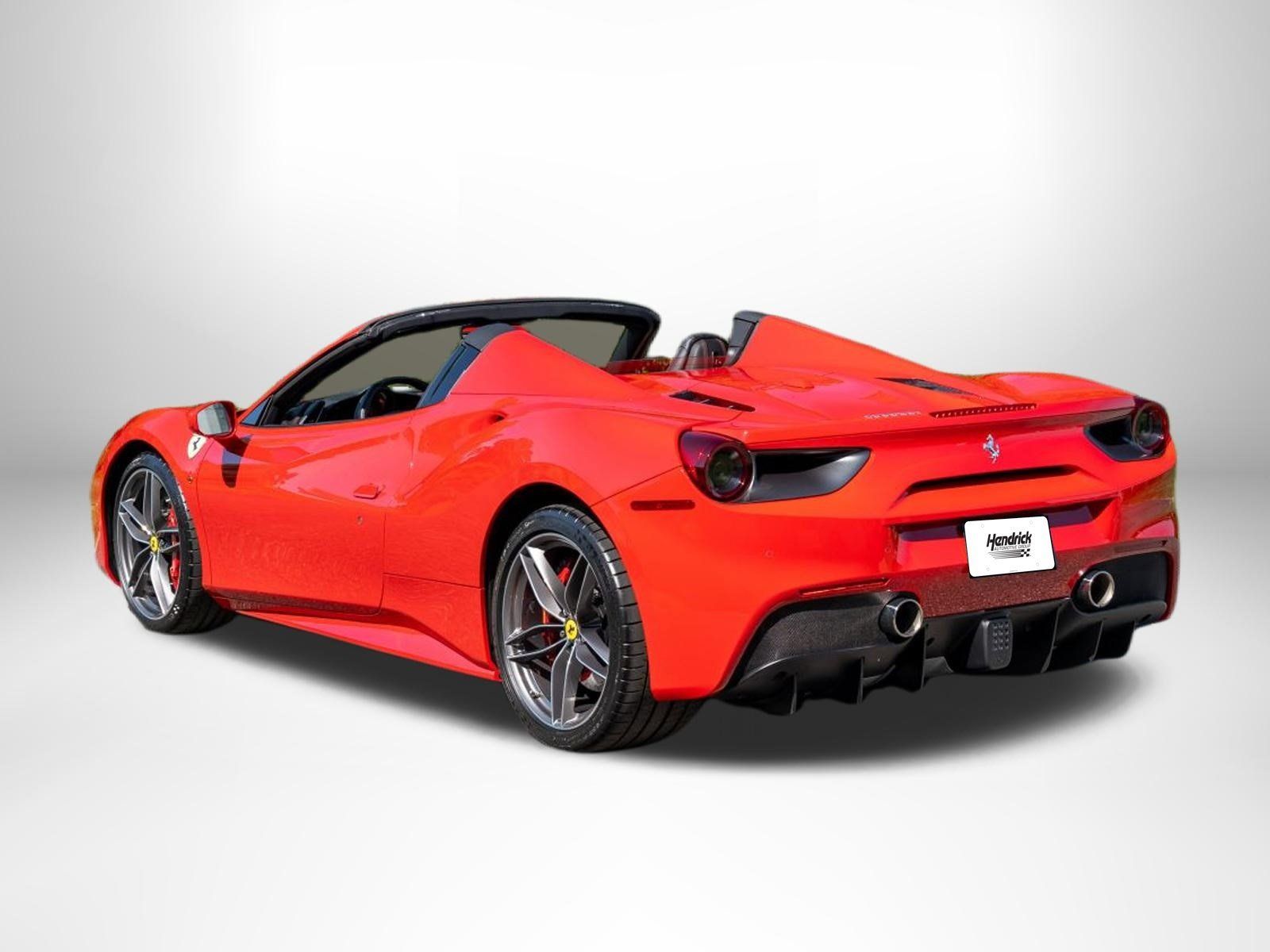 Used 2018 Ferrari 488 Spider RWD image 2